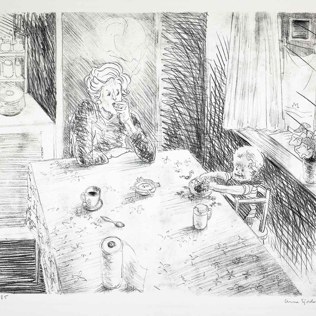 Bild av ett grafiskt blad av Anna Sjödahl som föreställer en mamma sittandes vid ett köksbord med en cigarett i handen. Till höger om mamman sitter ett litet barn och leker med sin mat.